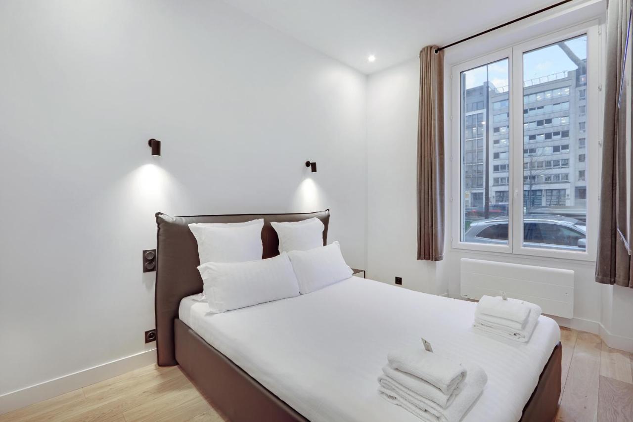 Pick A Flat'S Apartment In Neuilly Sur Seine - Avenue Charles De Gaulle Экстерьер фото